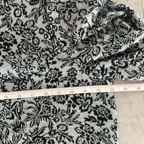 OPHELIA ROE gray & black floral knit‎ women’s long balloon sleeve shirt size XL - Picture 7 of 10